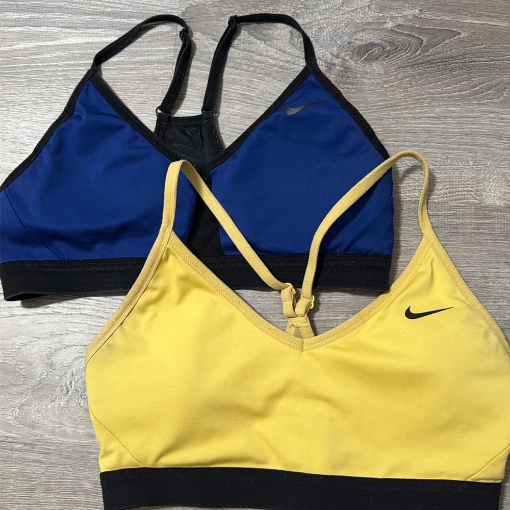 Nike Sports Bra Bundle M
